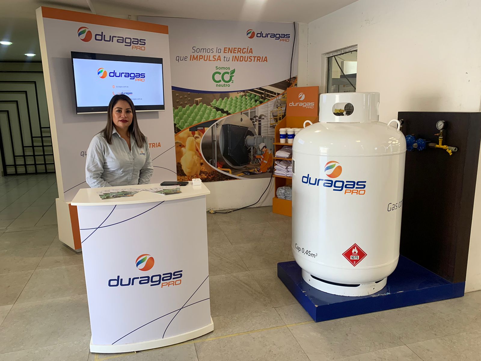 Duragas Pro en el I Congreso de Ponedoras en Ambato